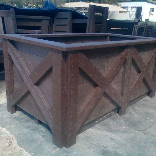 Planter 1280 x 700 x 550H