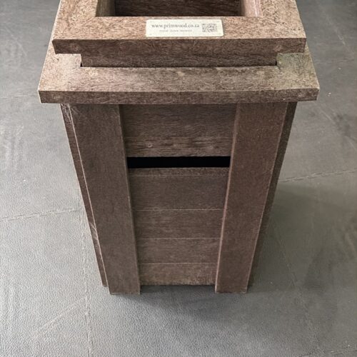 Outside Ashtray Bin with removable sandbox